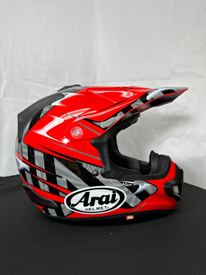 Arai VX-Pro4 Helmet - Scoop Red - Size Large - OPEN BOX