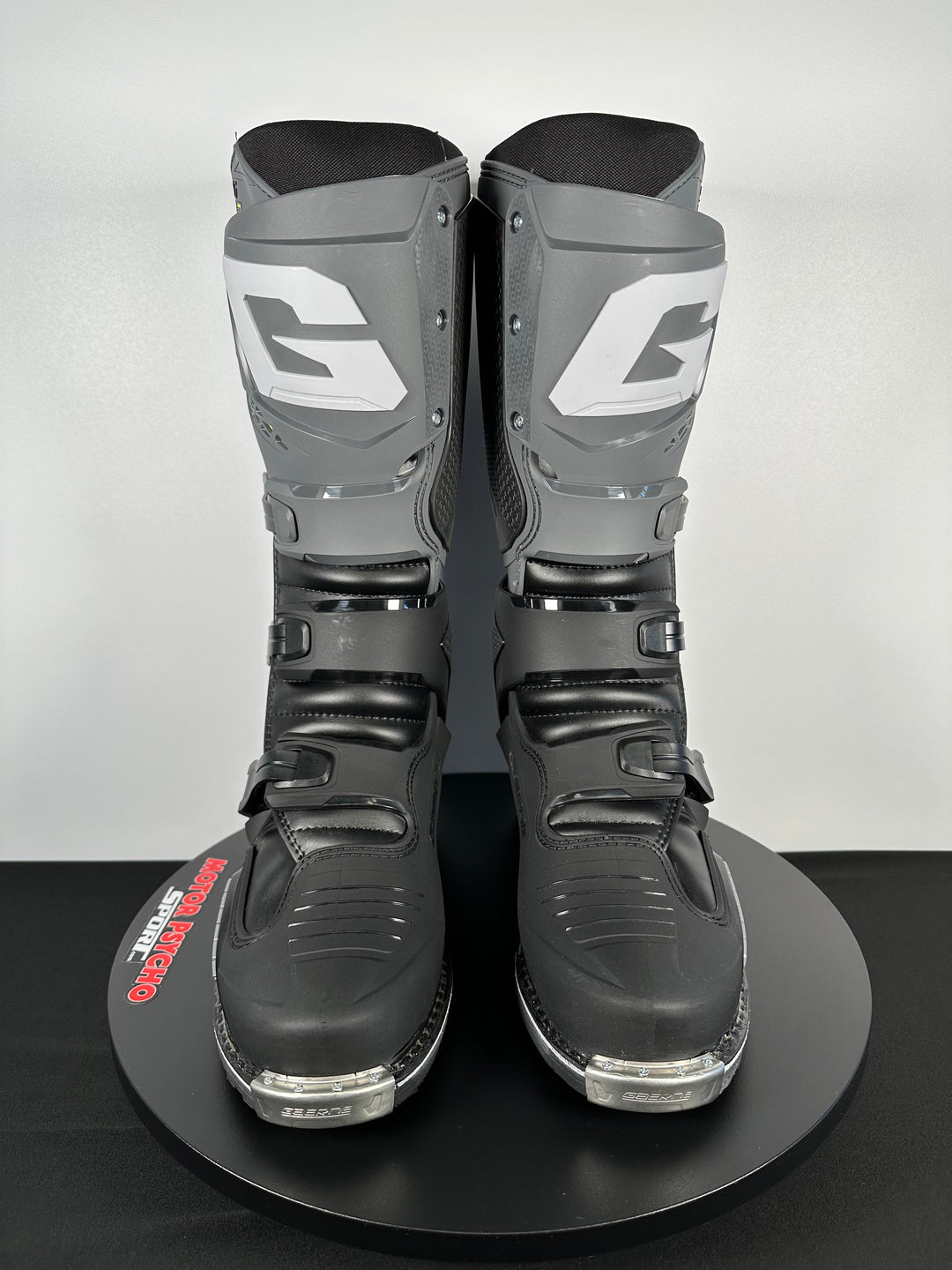 Gaerne SG-22 Gore-Tex Enduro Boots - Anthracite