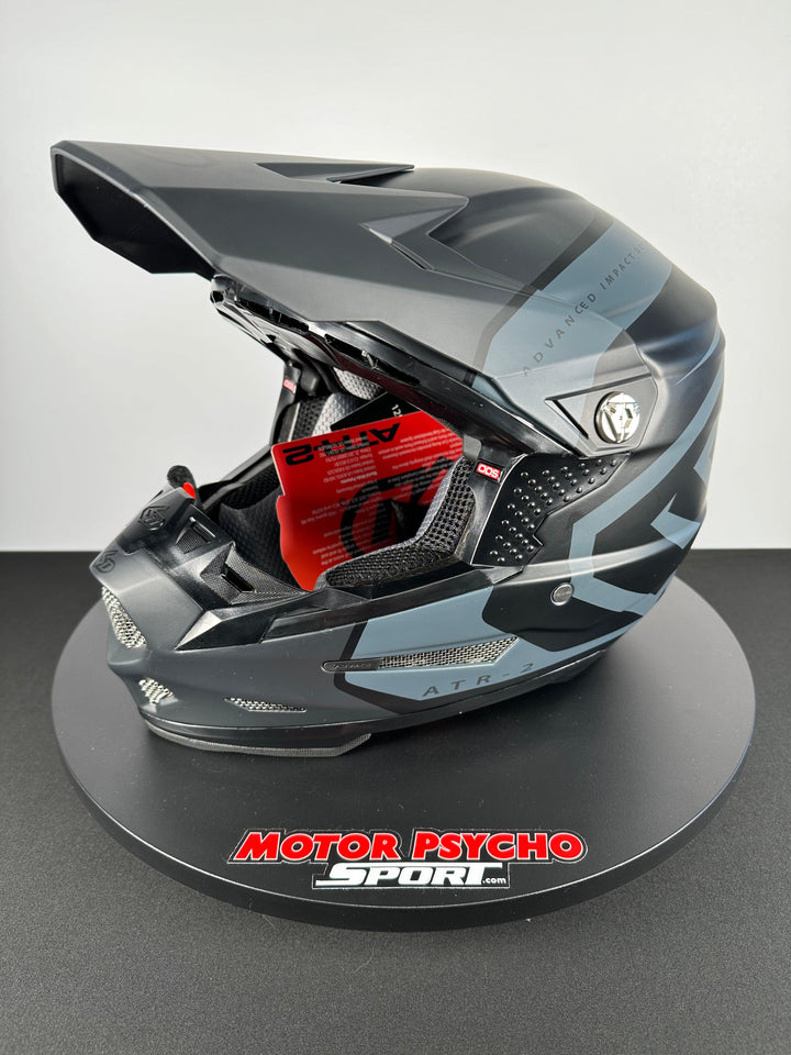 6D ATR-2 Torque Helmet - Charcoal