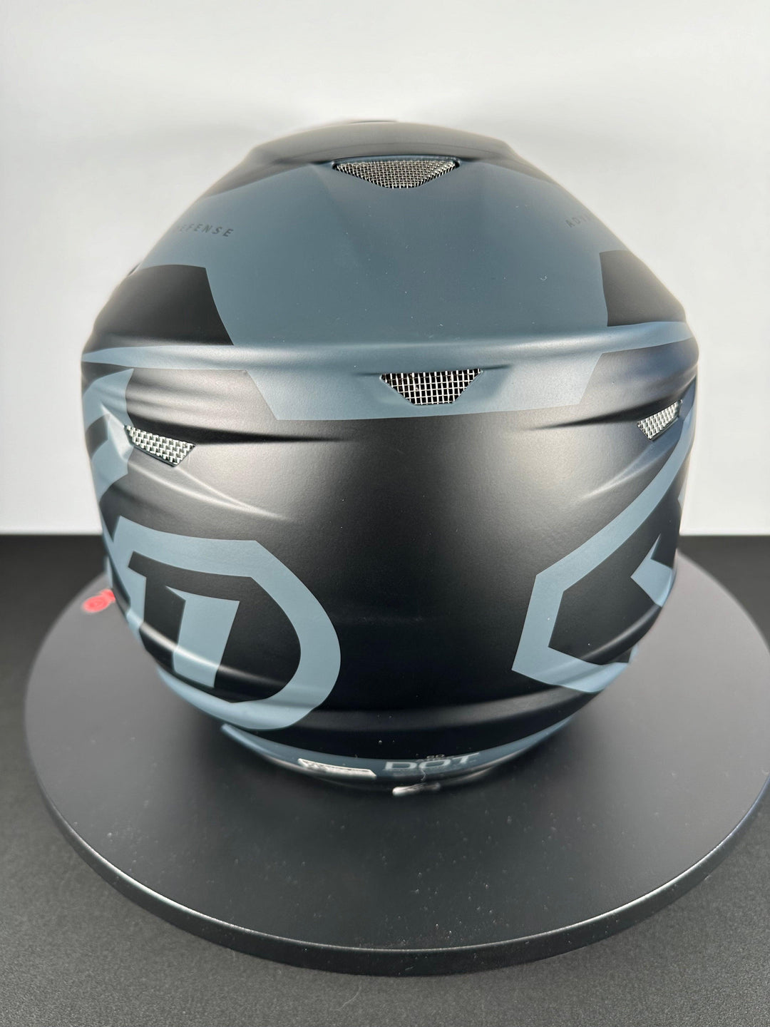 6D ATR-2 Torque Helmet - Charcoal