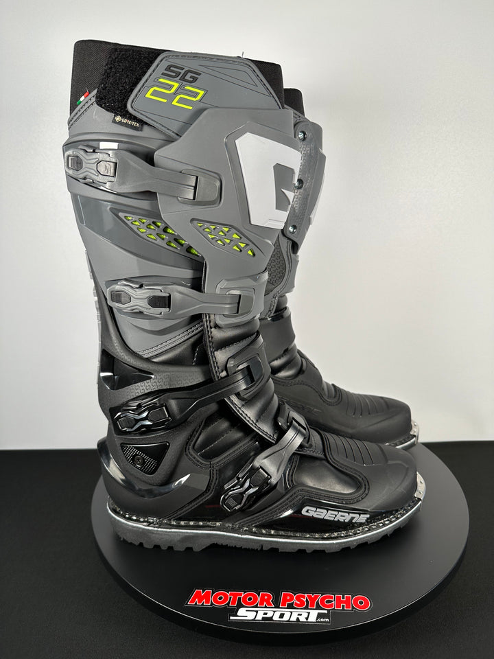 Gaerne SG-22 Gore-Tex Enduro Boots - Anthracite (O'Neal Warehouse)