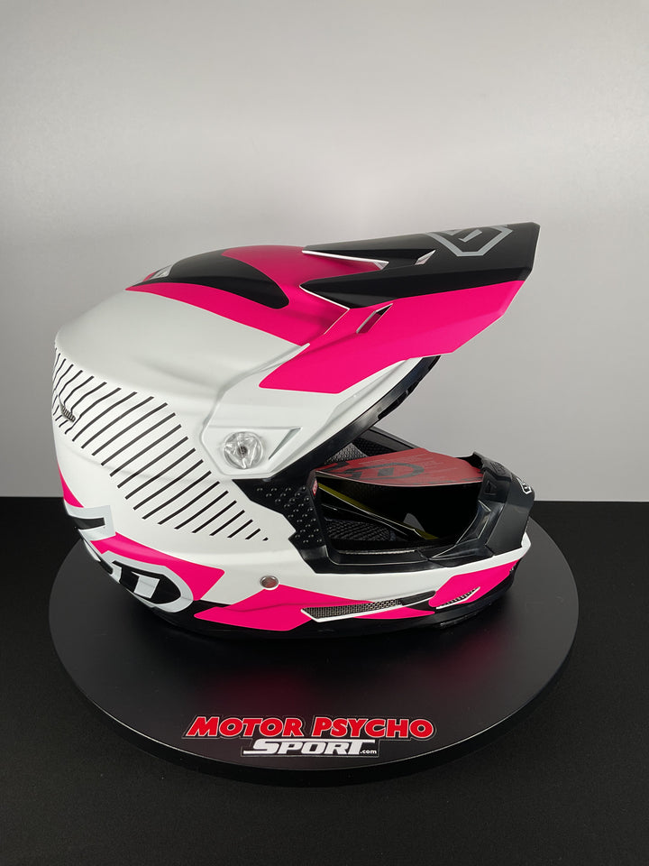 6D ATR-2Y Youth Fusion Helmet - Pink - Size Youth Medium - OPEN BOX