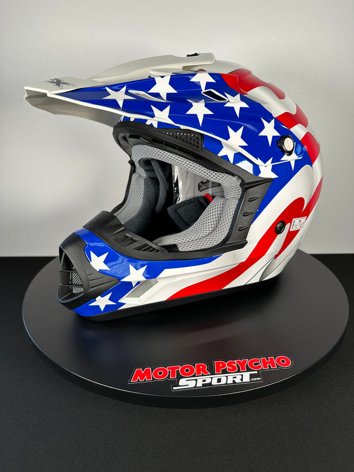 AFX FX-17 Flag Helmet - White