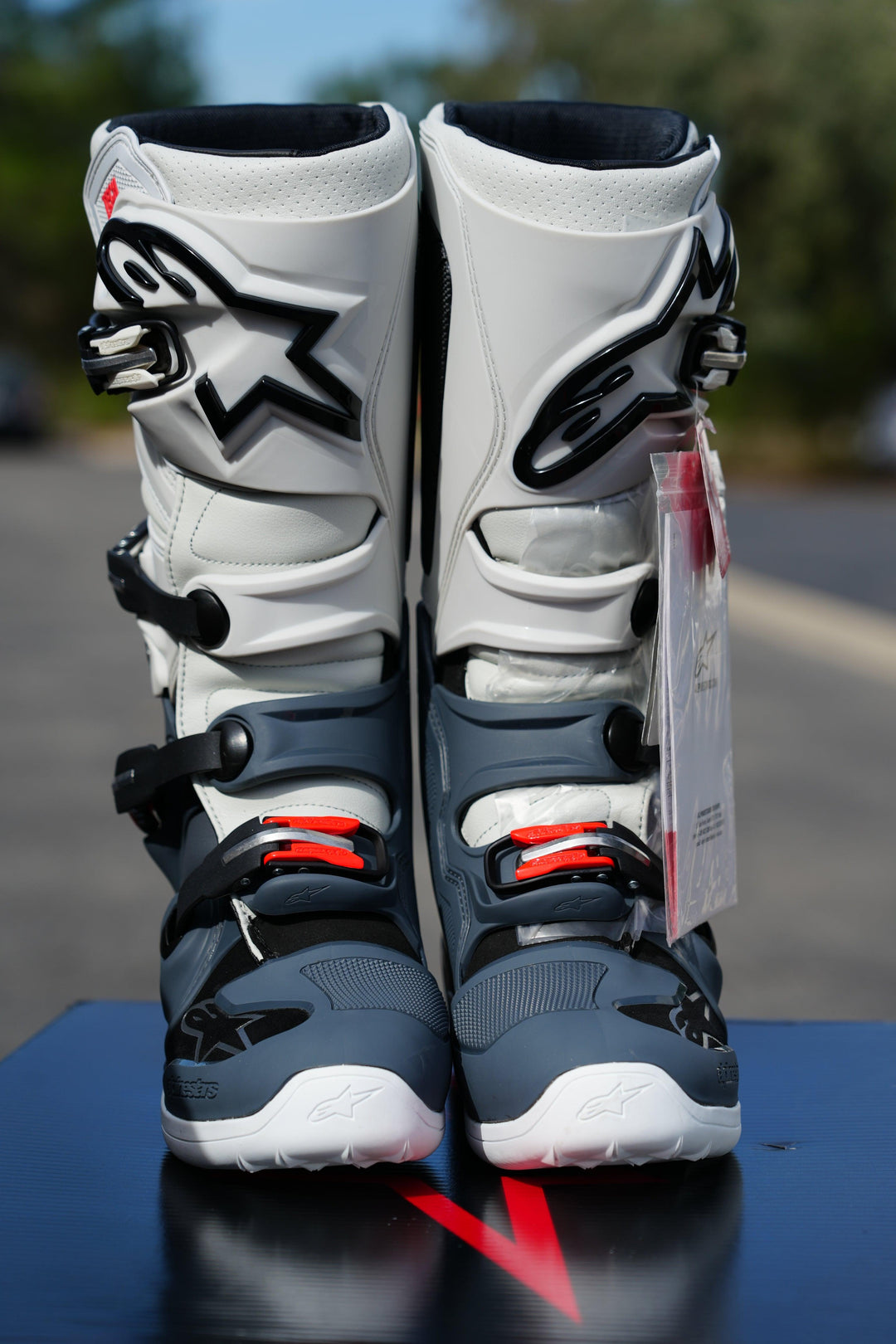 Alpinestars Tech 7 Gray/White Boots - Size 11 - Motor Psycho Sport